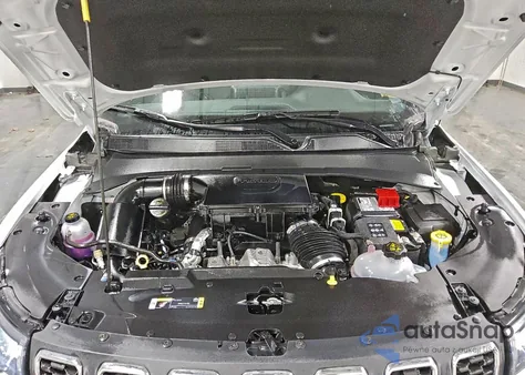 2025 Jeep Compass Latitude из США, поврежденный, VIN 3C4NJDBNXST592953